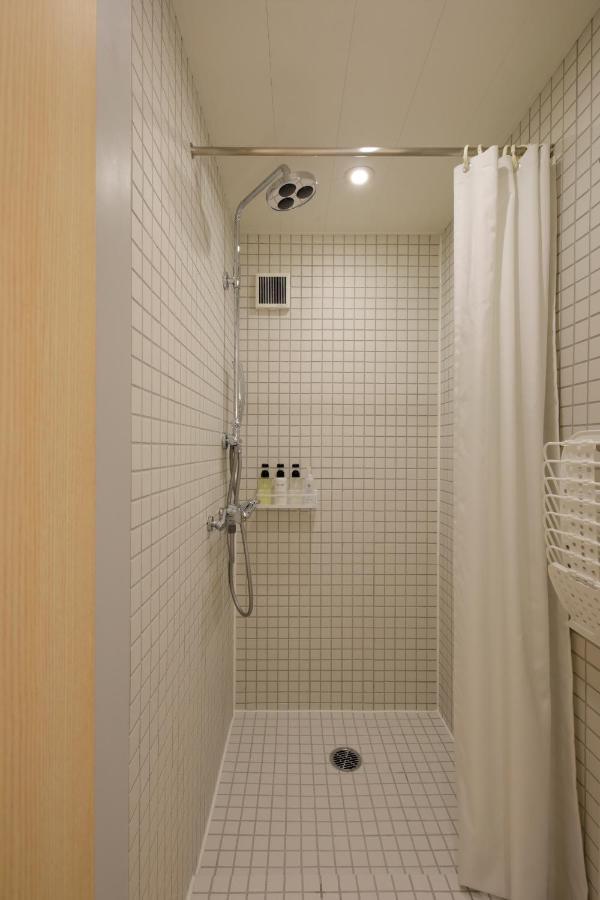 女性専用 Woman Only Capsule Maja Hotel Kyoto マヤホテルキョウト Bagian luar foto